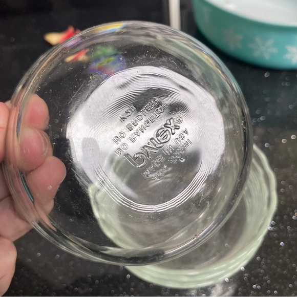 Pyrex Glass Bowls - Picture 2 of 2